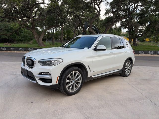 2018 BMW X3 xDrive30i's photo