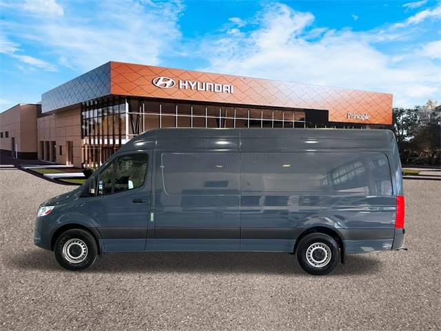 Used 2019 Mercedes-Benz Sprinter Cargo Van Base with VIN WD4PF1CD7KP125093 for sale in Boerne, TX