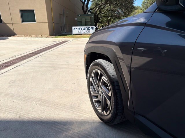 2025 Hyundai Tucson Limited - Photo 14