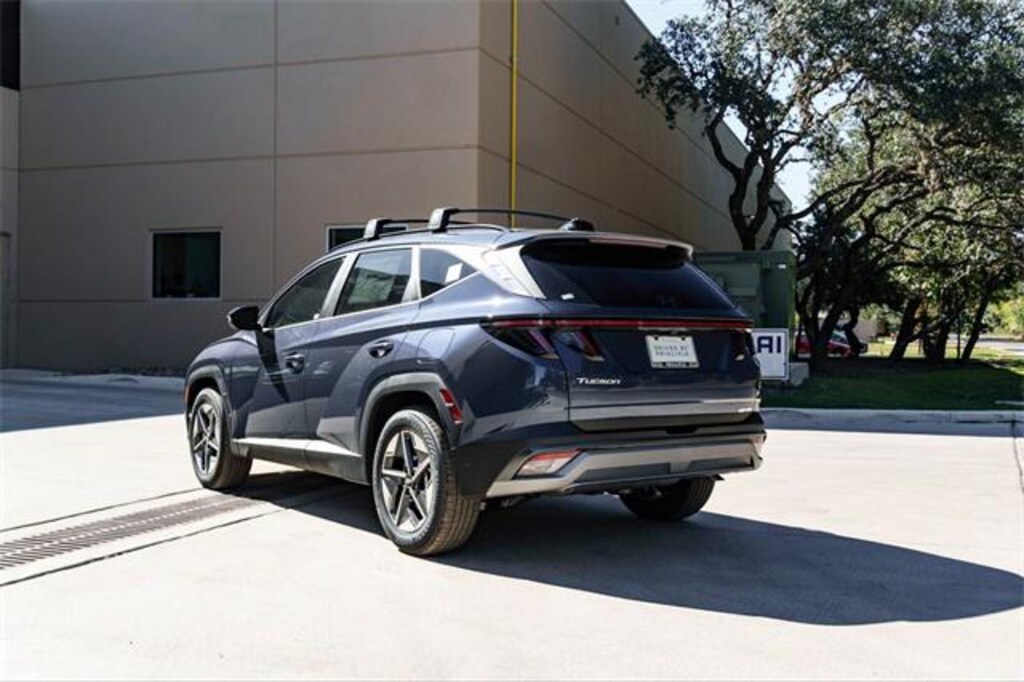 New 2026 Hyundai Tucson SEL Premium FWD SUV