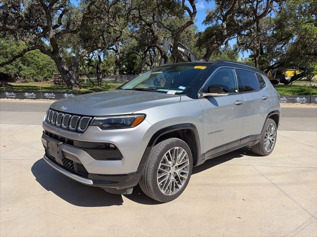 2022 Jeep Compass Limited 4X4's photo