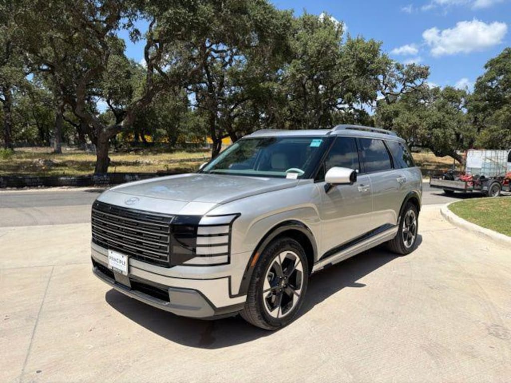 New 2026 Hyundai Palisade Limited FWD SUV