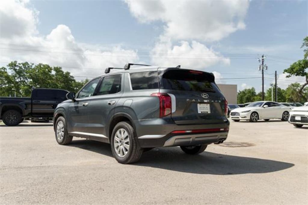 New 2025 Hyundai Palisade SEL FWD SUV