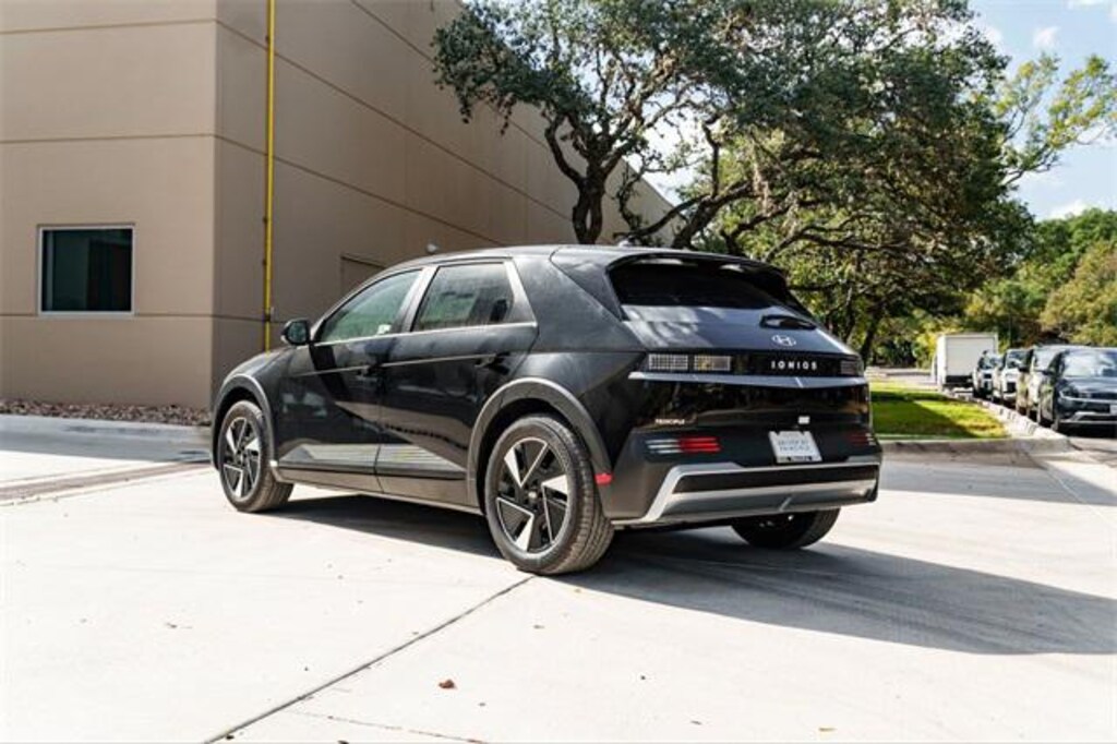 New 2026 Hyundai IONIQ 5 SE Standard Range SUV