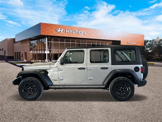 Used 2020 Jeep Wrangler Unlimited Sport with VIN 1C4HJXDG9LW268272 for sale in Boerne, TX