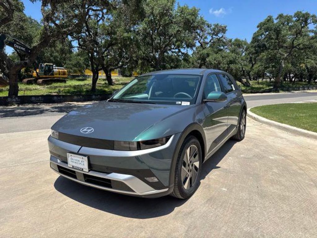 New 2026 Hyundai IONIQ 5 SE SUV