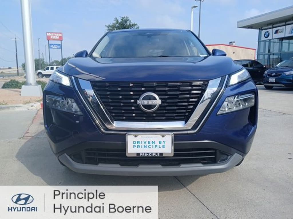 Used 2023 Nissan Rogue SV SUV