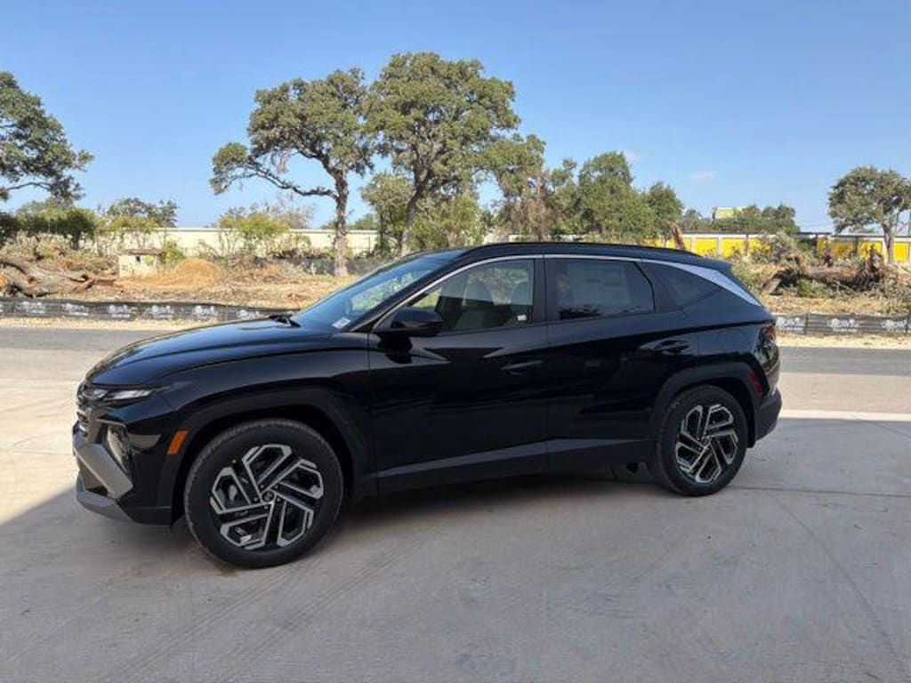 New 2026 Hyundai Tucson SEL Plus FWD SUV