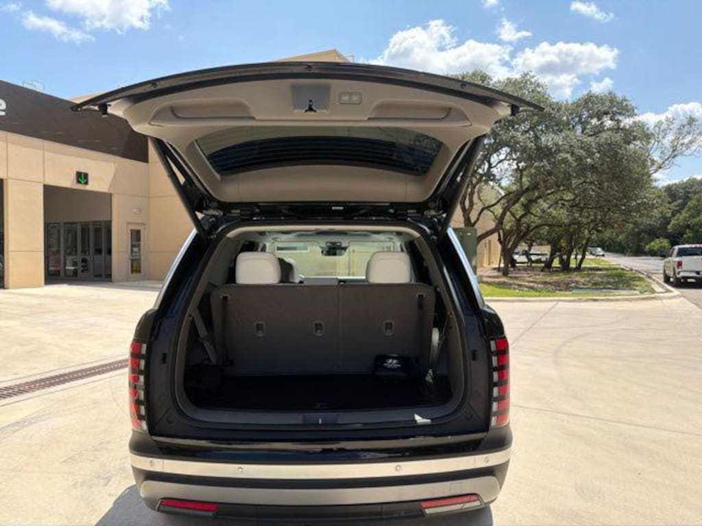 New 2026 Hyundai Palisade SEL Premium AWD SUV