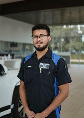Staff member Sean S. from 5e27b6c7d66f