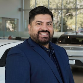 Staff member Ross Bernal from 59422c642ee2