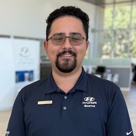 Staff member Eric H. from 5e27b6c7d66f