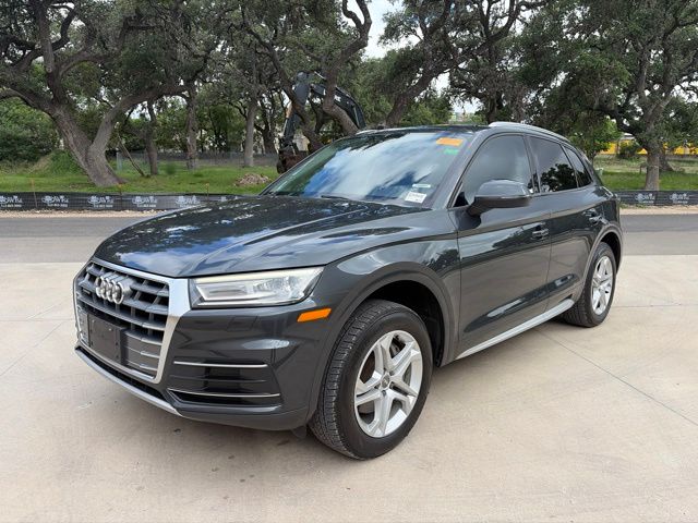 2018 Audi Q5 2.0T quattro S tronic Premium's photo