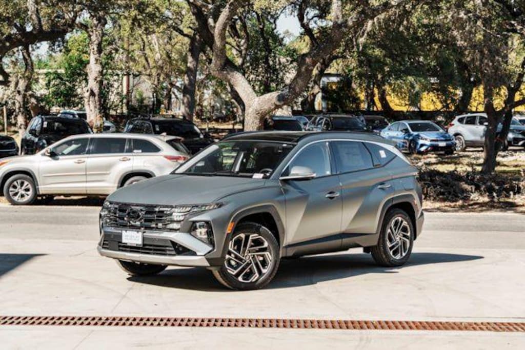 New 2026 Hyundai Tucson Limited AWD SUV