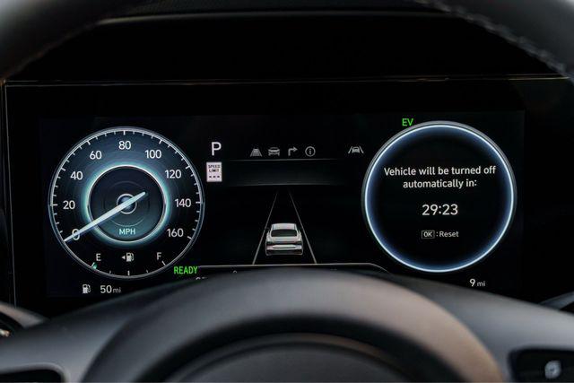 2025 Hyundai Elantra Blue - Photo 13