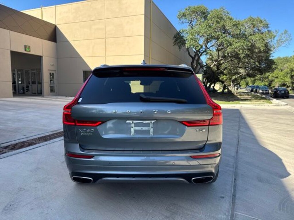 Used 2019 Volvo XC60 T5 R-Design SUV