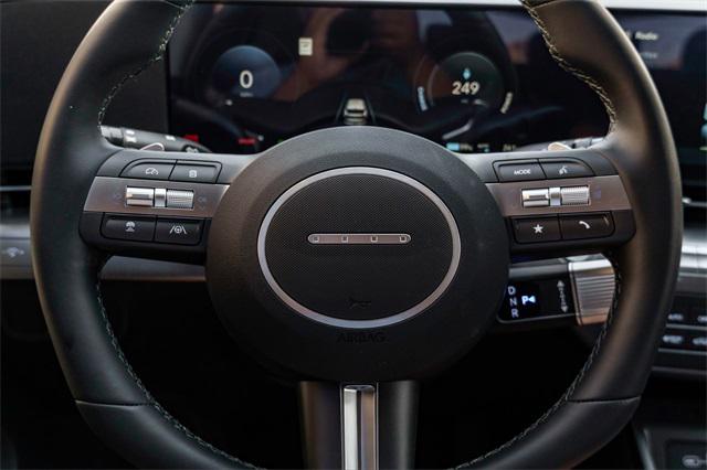 2025 Hyundai Kona EV SEL - Photo 10