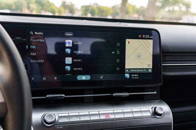2025 Hyundai Kona EV SEL - Photo 15