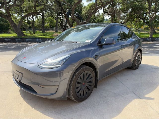 2023 Tesla Model Y Long Range Dual Motor All-Wheel Drive's photo