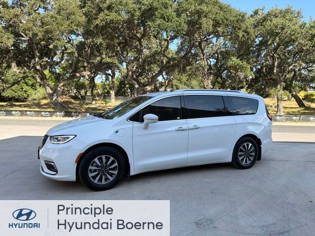 Used 2021 Chrysler Pacifica Hybrid Touring L