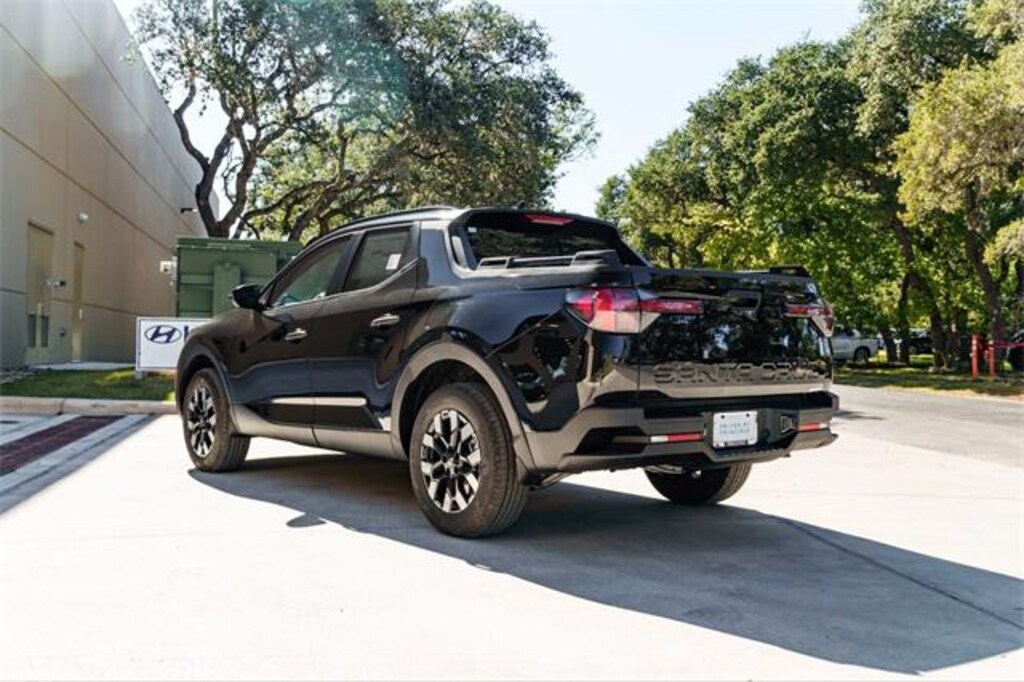 New 2026 Hyundai Santa Cruz SEL Activity FWD Truck