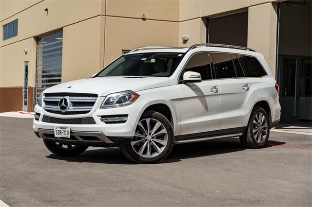 Used 2015 Mercedes-Benz GL-Class GL450 with VIN 4JGDF6EE0FA558856 for sale in Boerne, TX