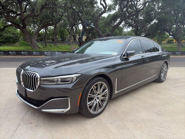 2021 BMW 7 Series 740i's photo