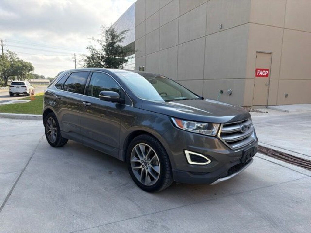 Used 2017 Ford Edge Titanium SUV