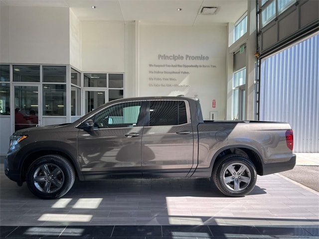 Used 2021 Honda Ridgeline RTL with VIN 5FPYK3F53MB025345 for sale in Boerne, TX