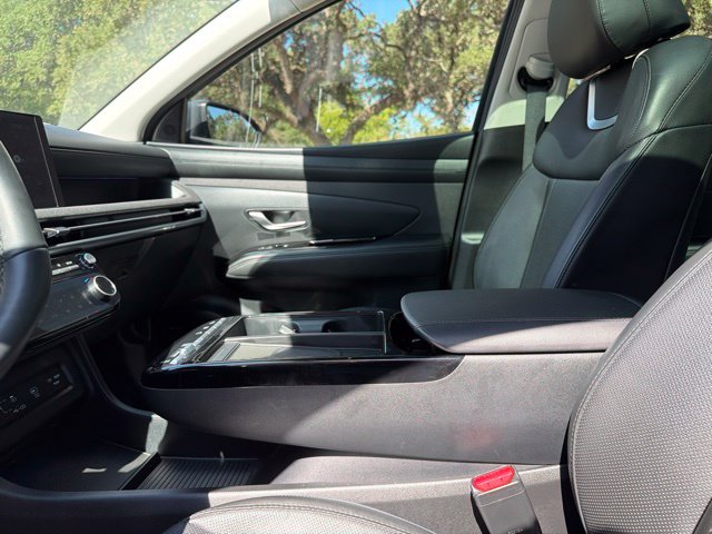 2025 Hyundai Tucson Limited - Photo 31