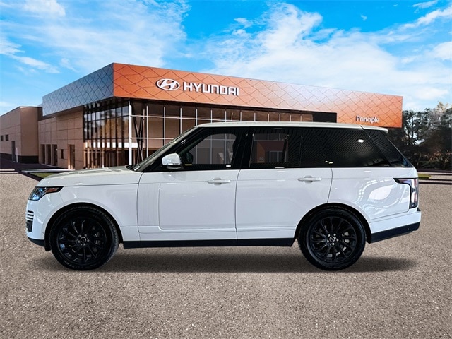 Used 2018 Land Rover Range Rover HSE with VIN SALGS2SV4JA388870 for sale in Boerne, TX