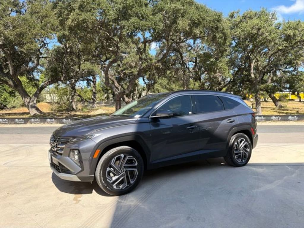 Used 2025 Hyundai Tucson Hybrid Limited SUV