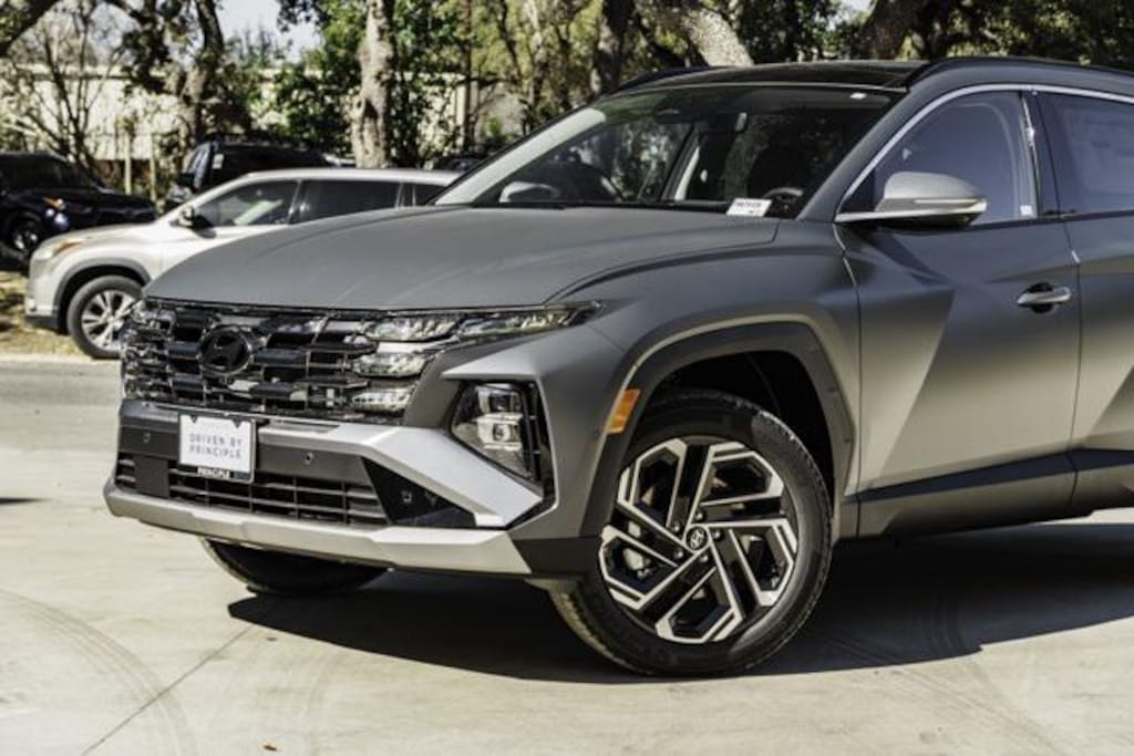 New 2026 Hyundai Tucson Limited AWD SUV