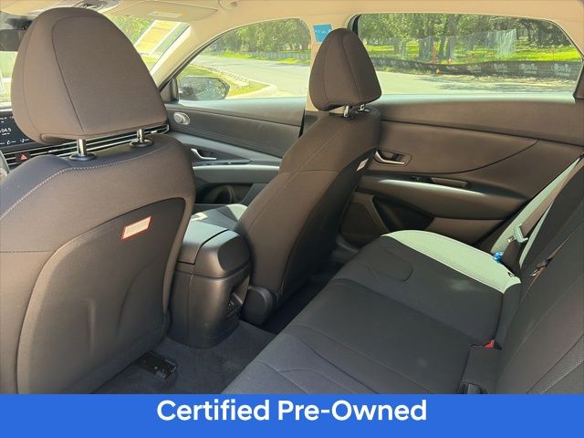 2026 Hyundai Elantra SE - Photo 8