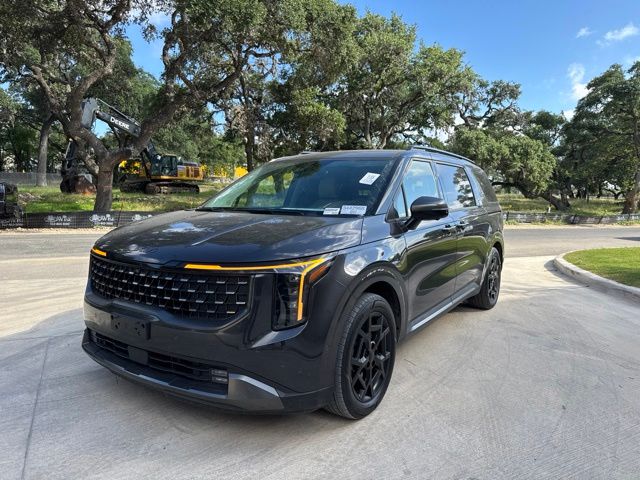 2025 Kia Sedona SX HEV's photo