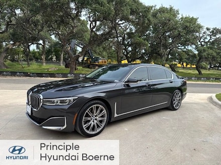 2021 BMW 7 Series 740i Sedan