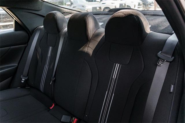 2025 Hyundai Elantra Blue - Photo 20