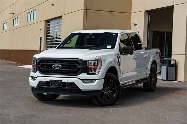 2022 Ford F-150 XLT photo 2