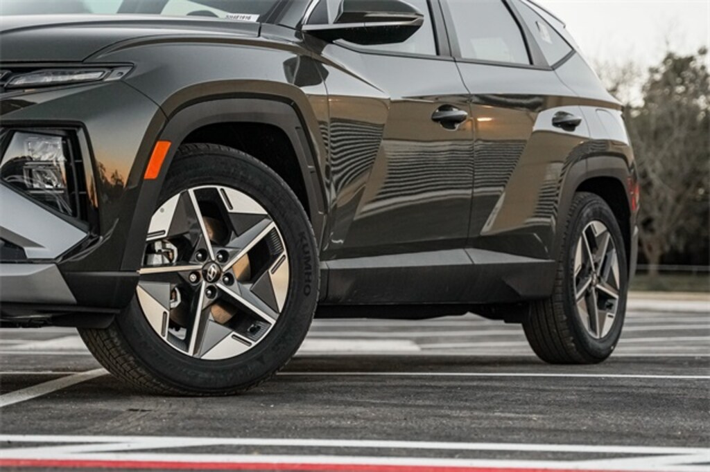 New 2025 Hyundai Tucson SEL Convenience FWD SUV