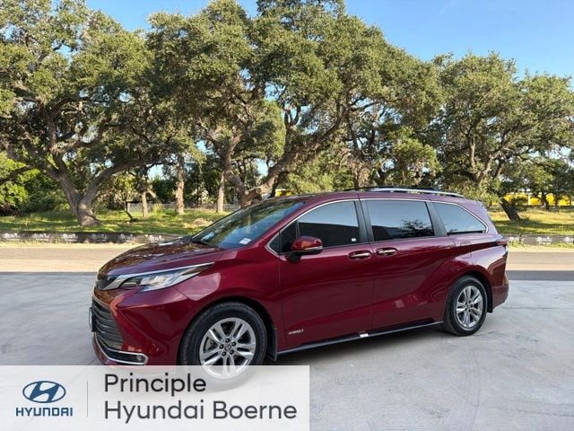 Used 2021 Toyota Sienna Limited