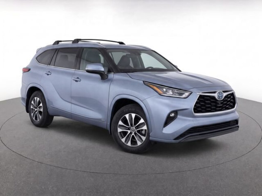 Used 2023 Toyota Highlander XLE SUV