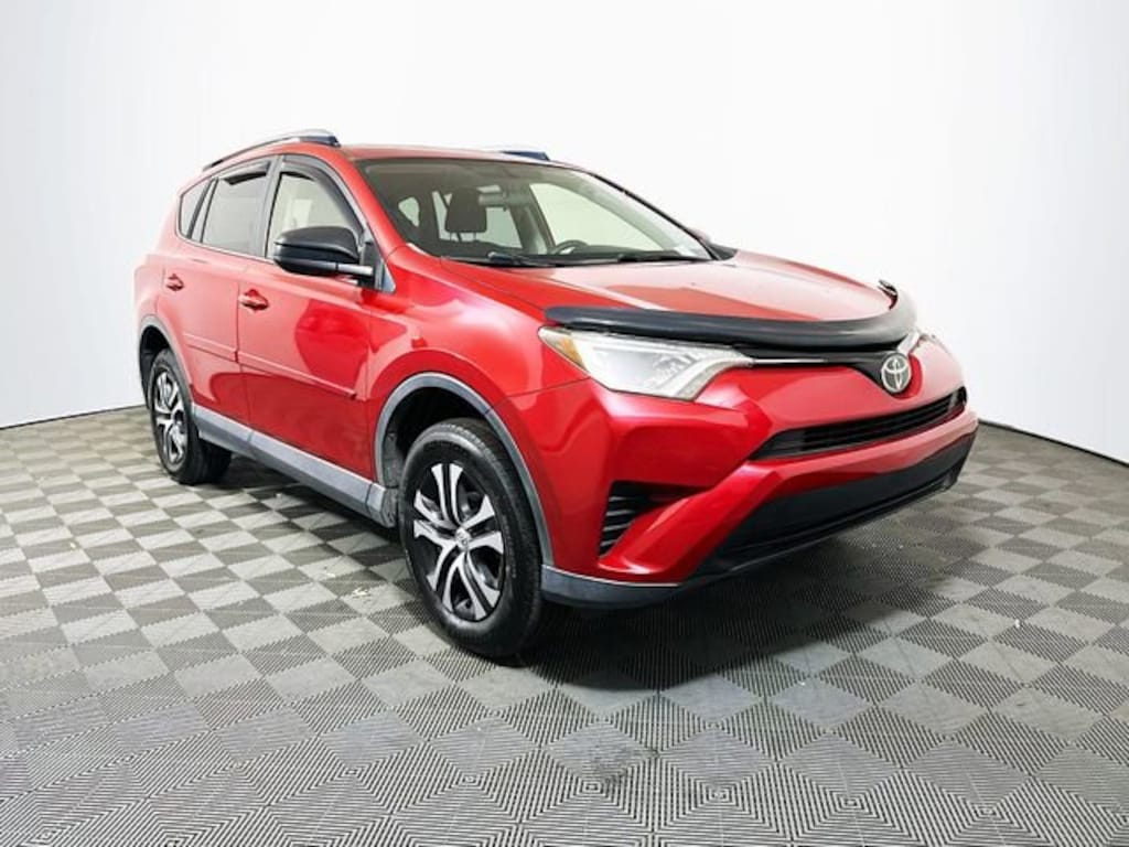 Used 2016 Toyota RAV4 LE SUV
