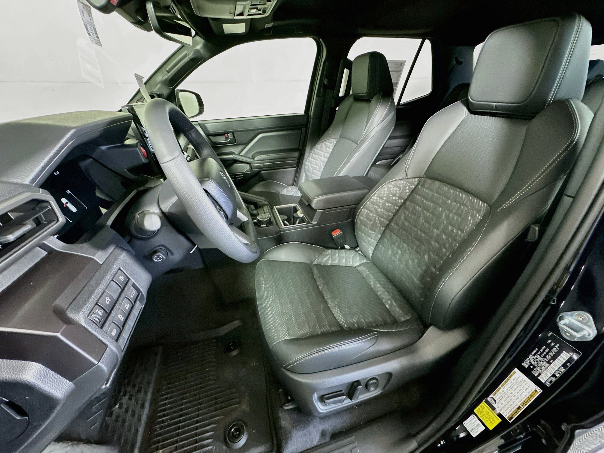 2026 Toyota 4Runner TRD Off-Road Premium - Photo 9