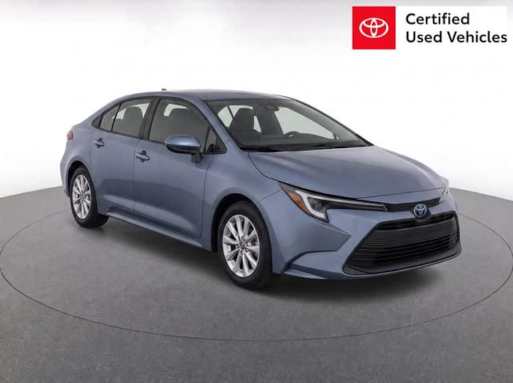 Certified 2025 Toyota Corolla LE Sedan