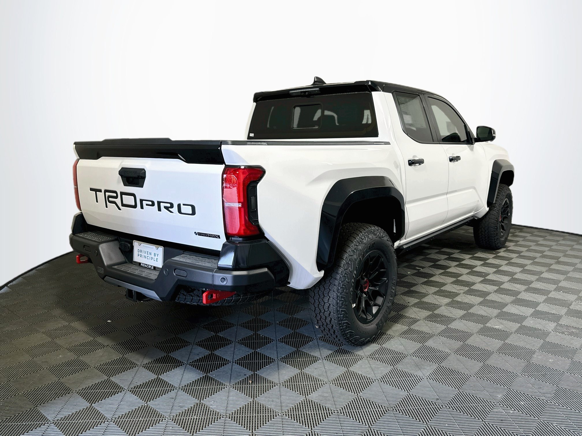 2026 Toyota Tacoma TRD Pro - Photo 7
