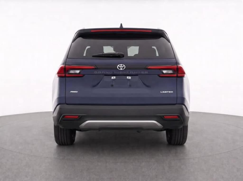 Certified 2025 Toyota Grand Highlander XLE SUV