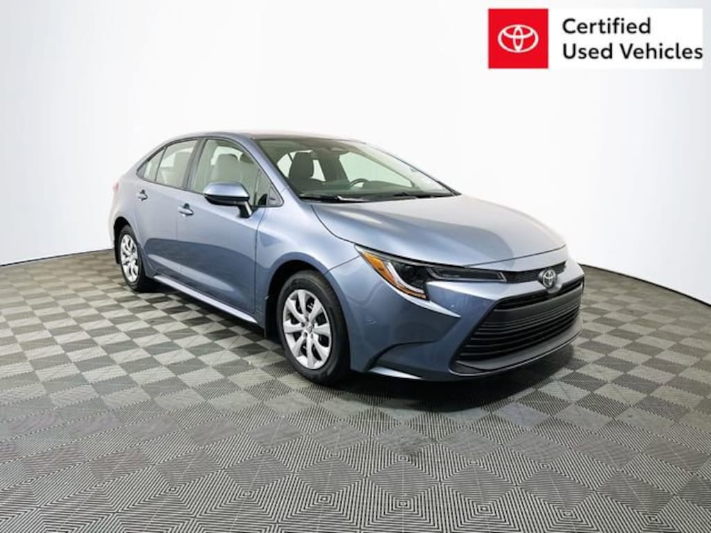 Certified 2025 Toyota Corolla LE Sedan