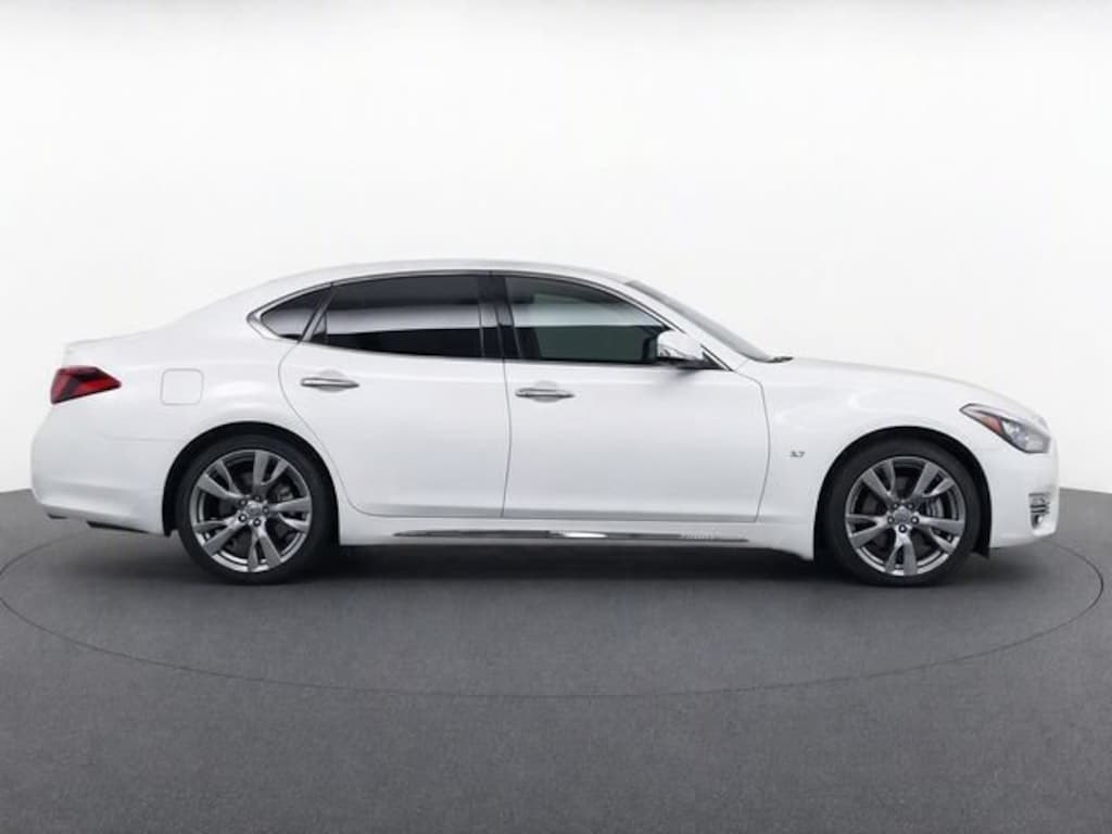 Used 2018 INFINITI Q70L 3.7X LUXE Sedan