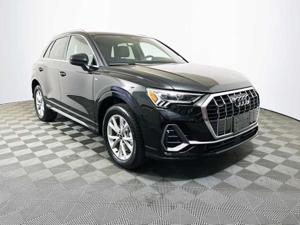 Used 2025 Audi Q3 45 S line Premium SUV
