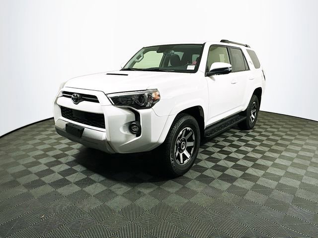 2024 Toyota 4Runner TRD Premium photo 2